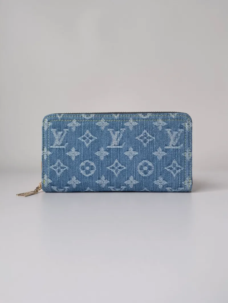 LV Wallets-717