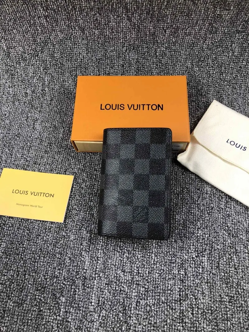 LV Wallets-722
