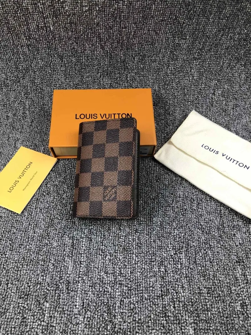LV Wallets-725