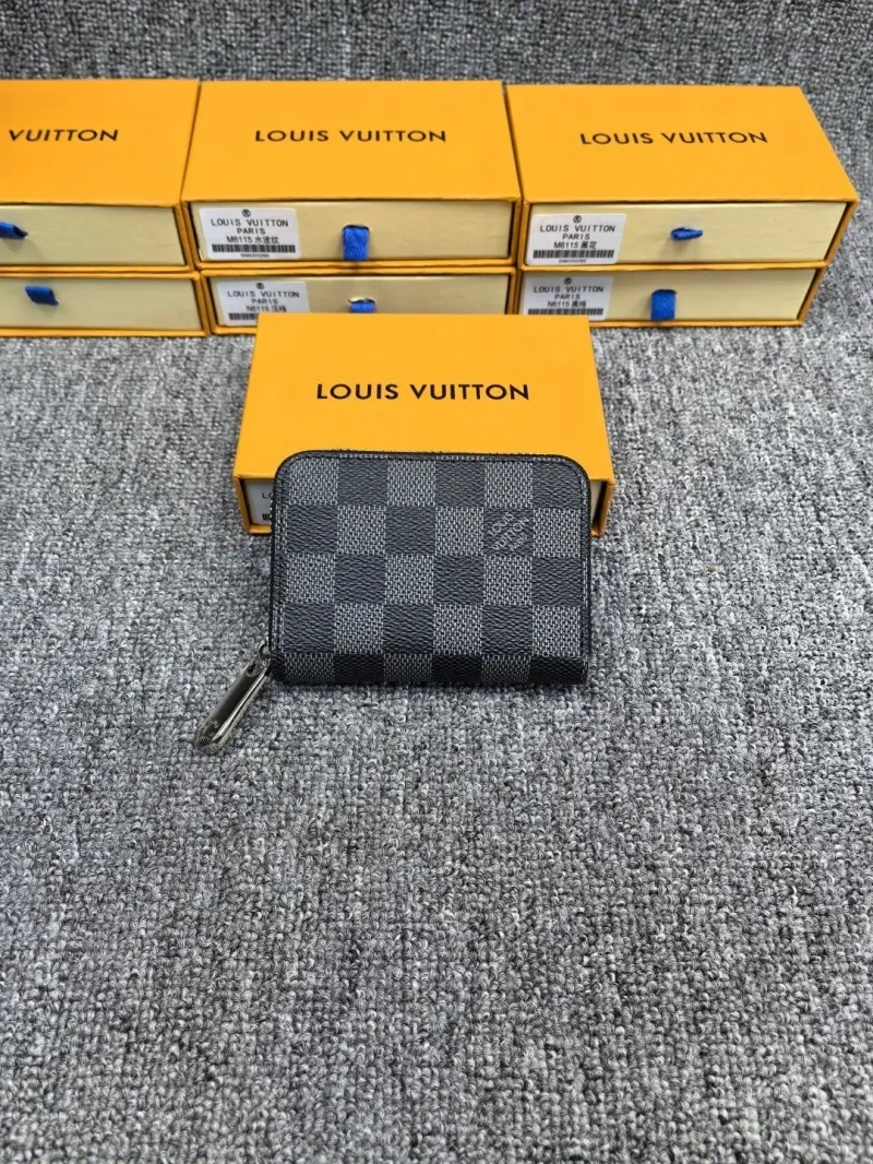 LV Wallets-750