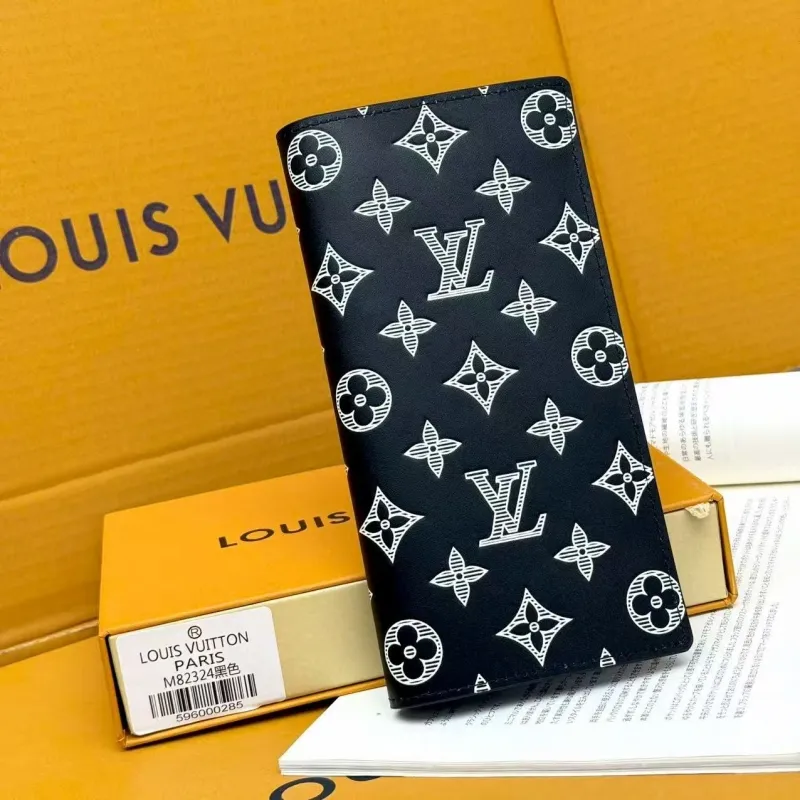 LV Wallets-785