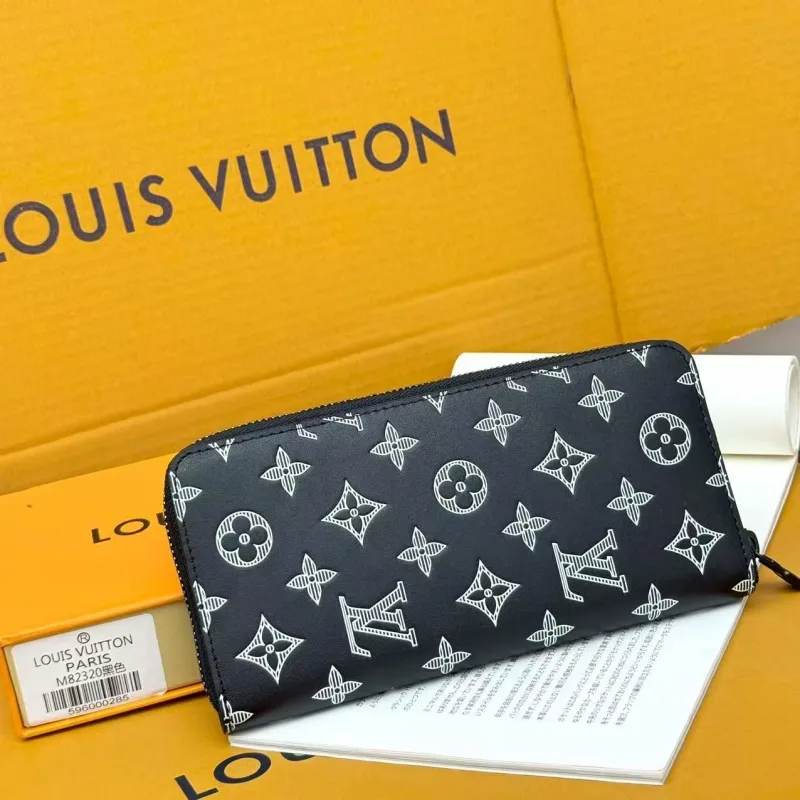LV Wallets-787