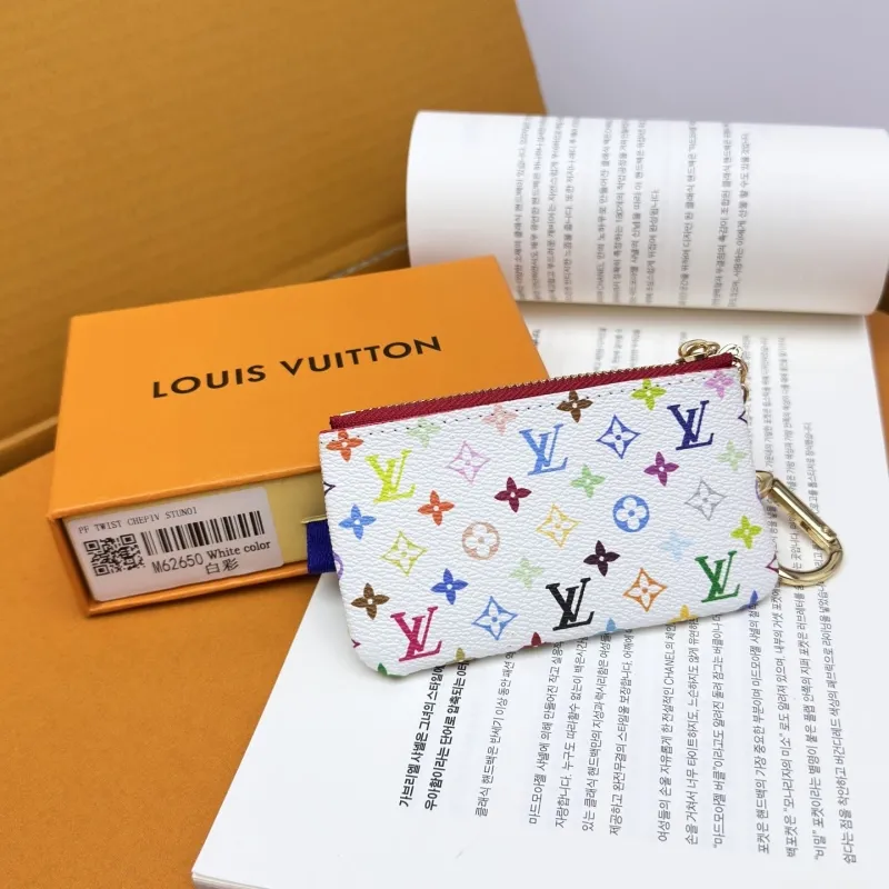 LV Wallets-793