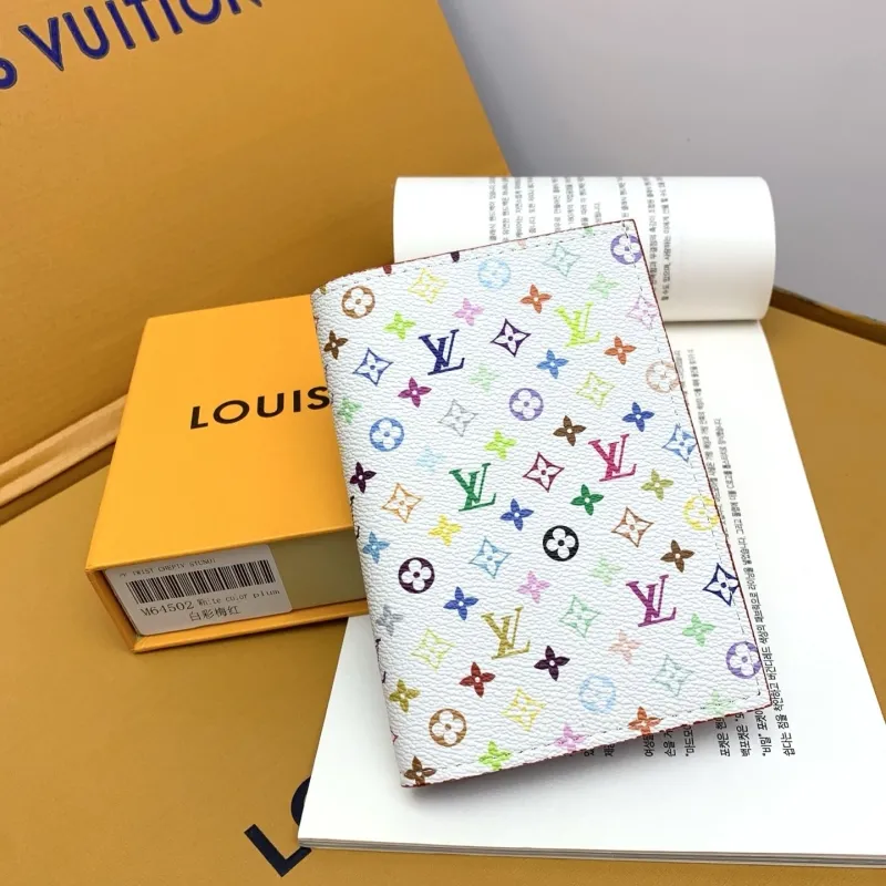 LV Wallets-796