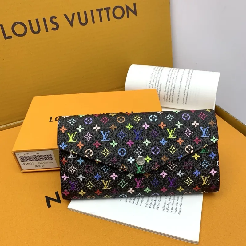 LV Wallets-801