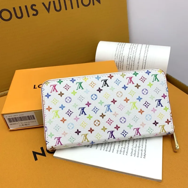 LV Wallets-802