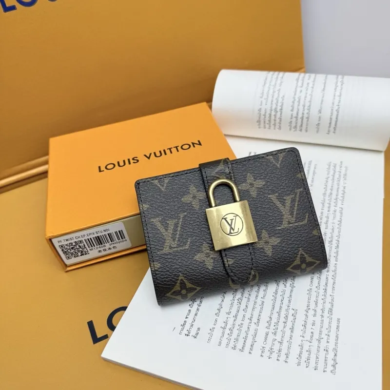 LV Wallets-807