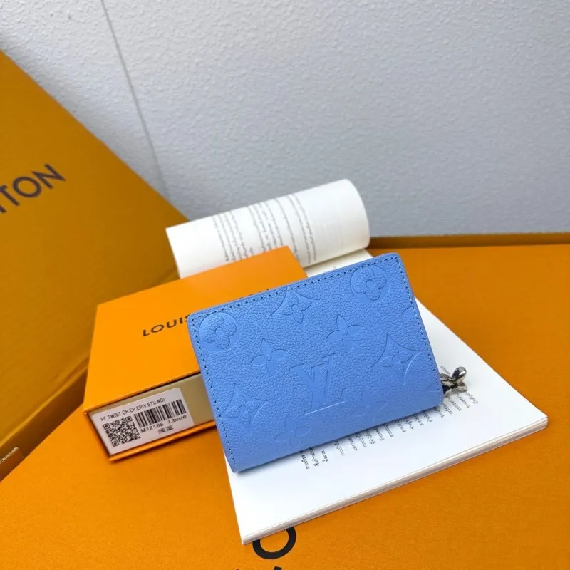 LV Wallets-824