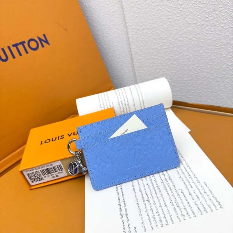 LV Wallets-834