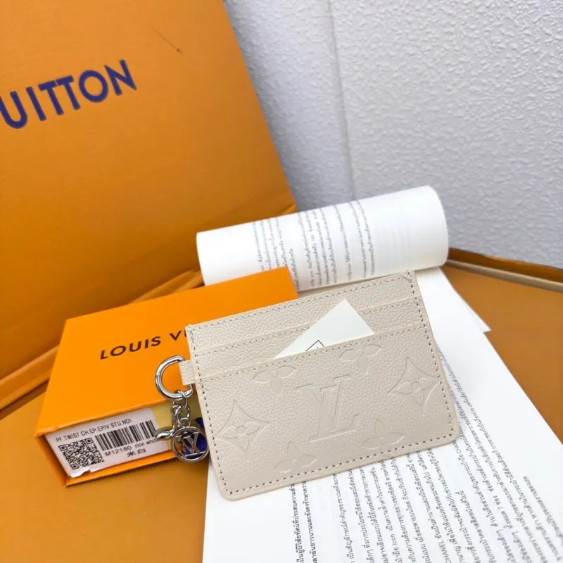 LV Wallets-835