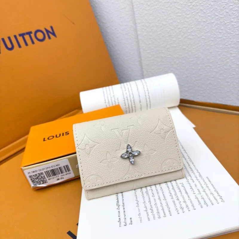 LV Wallets-838