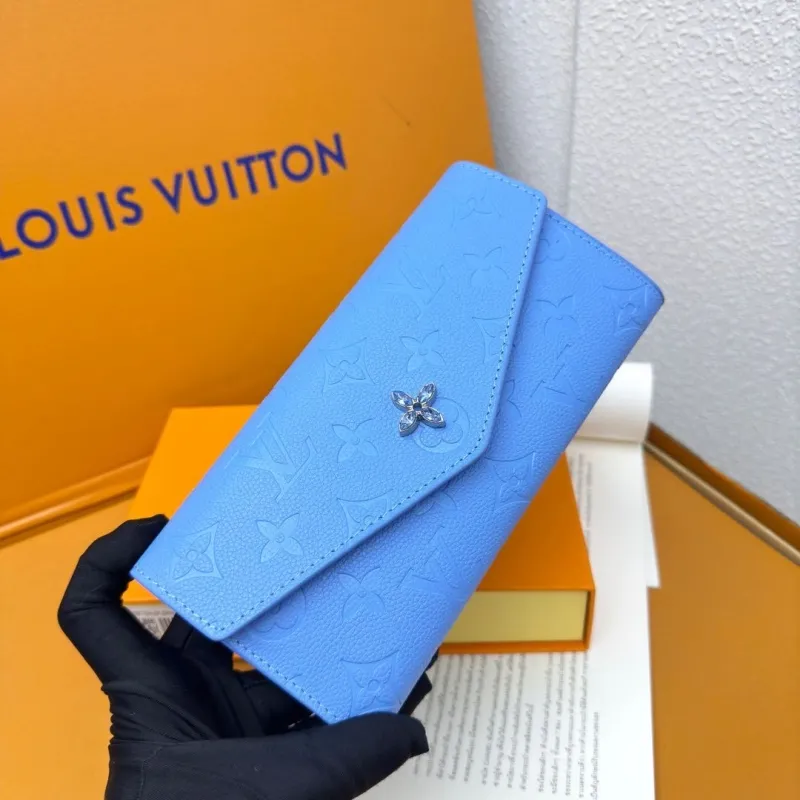 LV Wallets-839 - Image 3