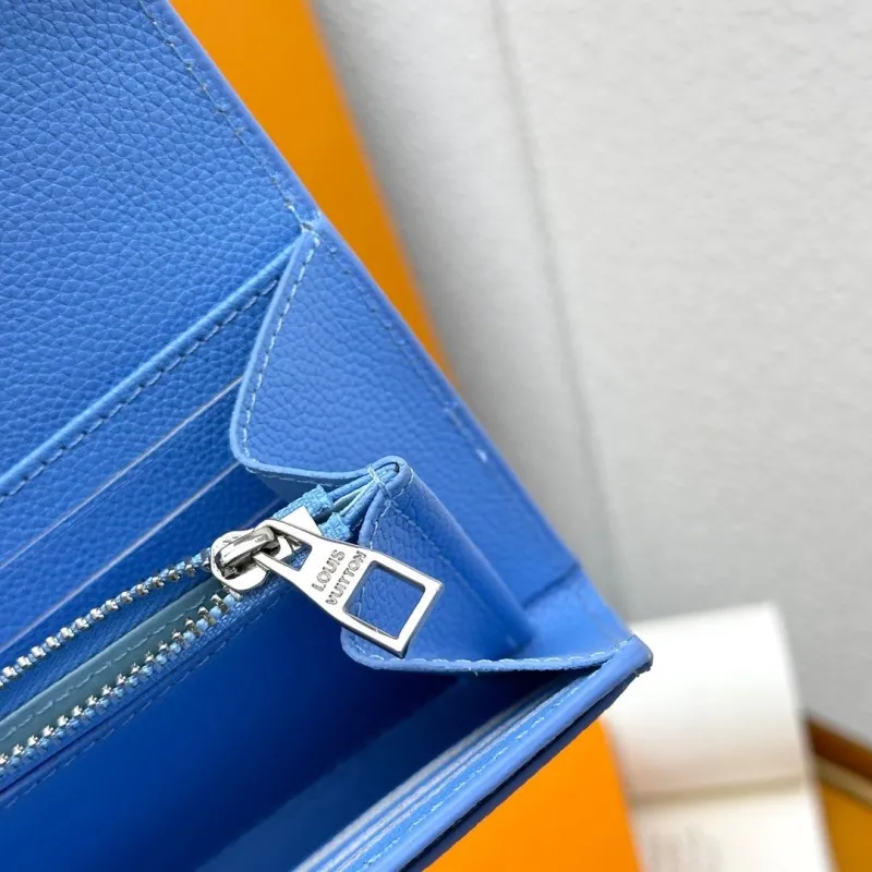 LV Wallets-839 - Image 9