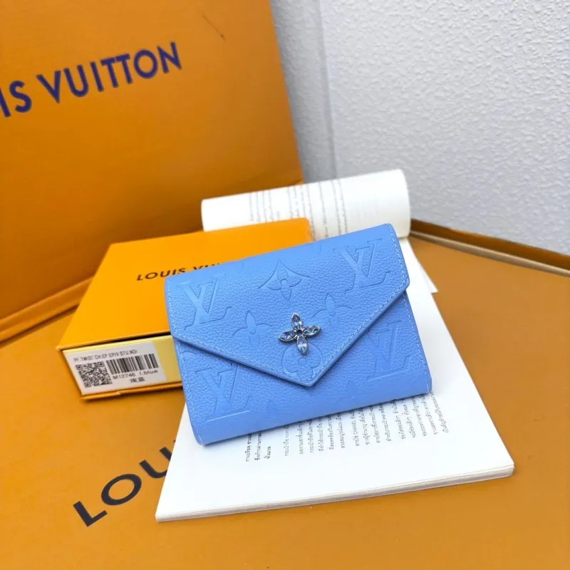 LV Wallets-843