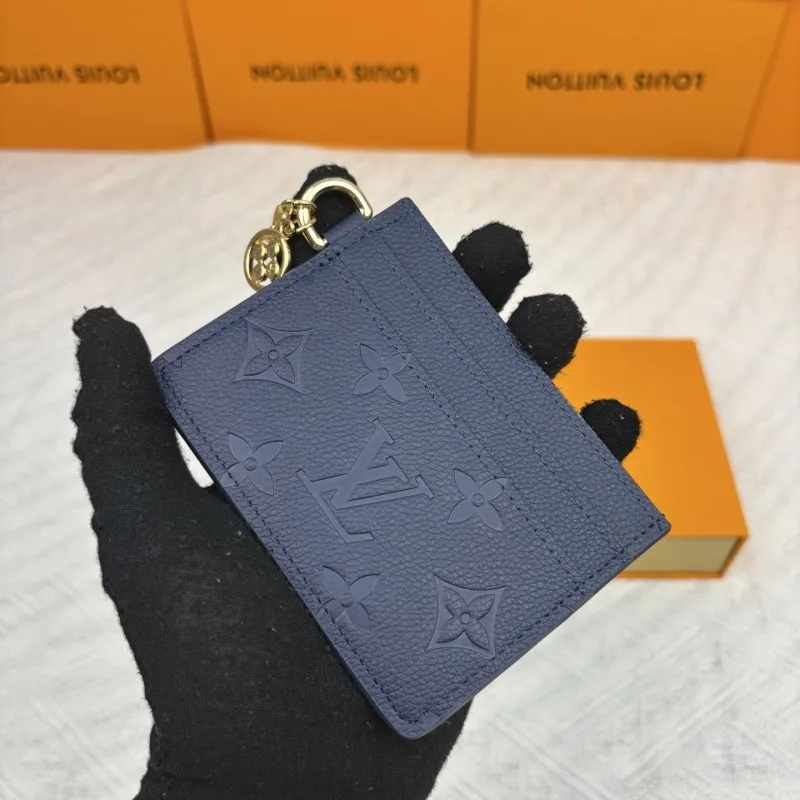 LV Wallets-861