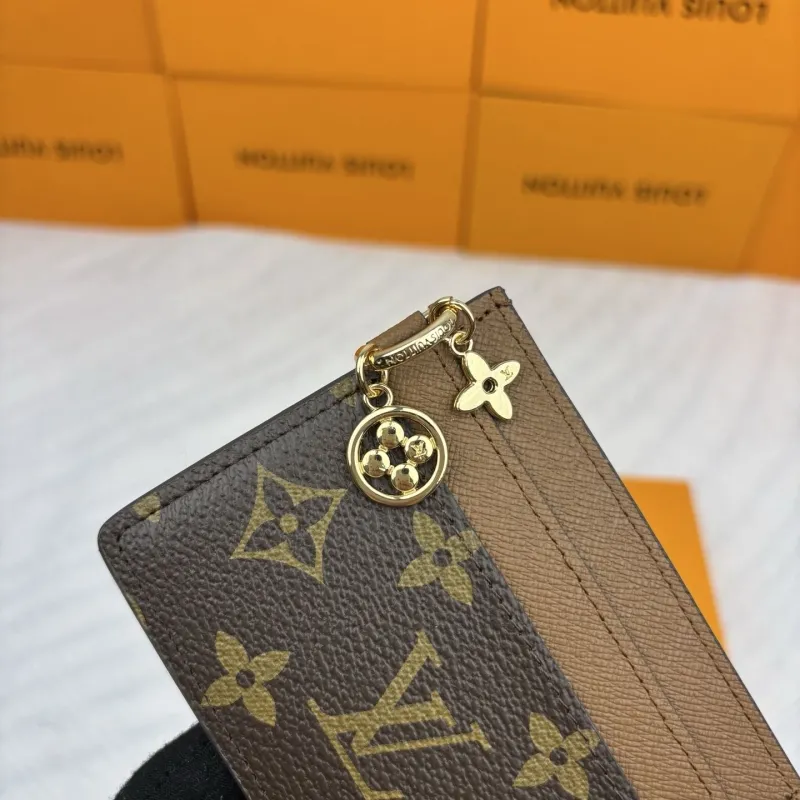LV Wallets-870 - Image 5