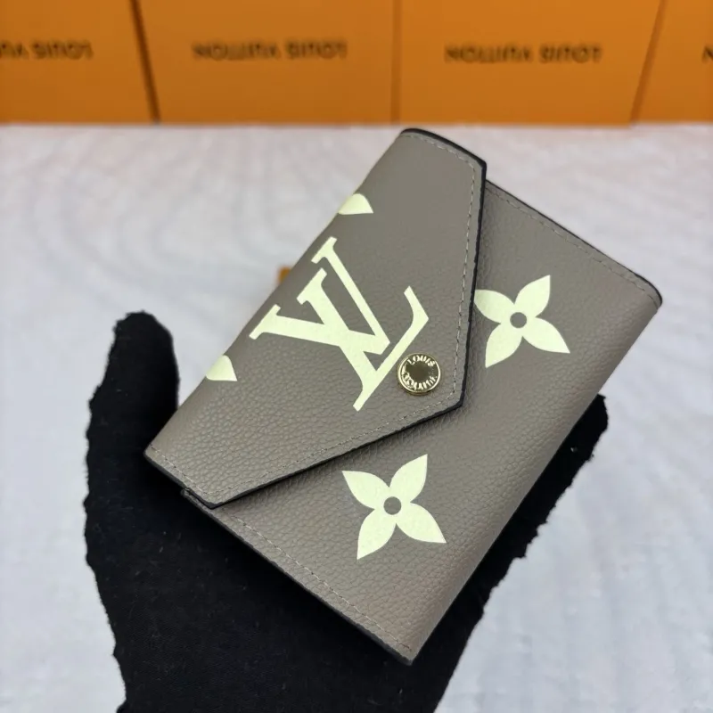 LV Wallets-872 - Image 3