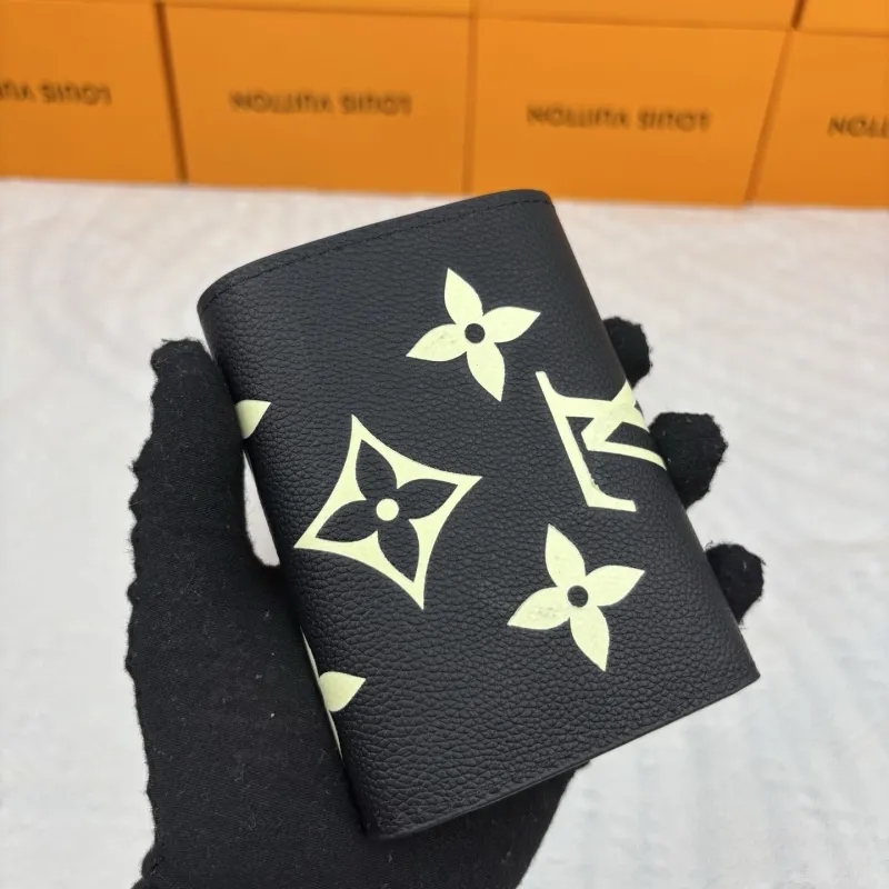 LV Wallets-873 - Image 5