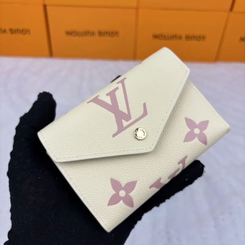 LV Wallets-875 - Image 3
