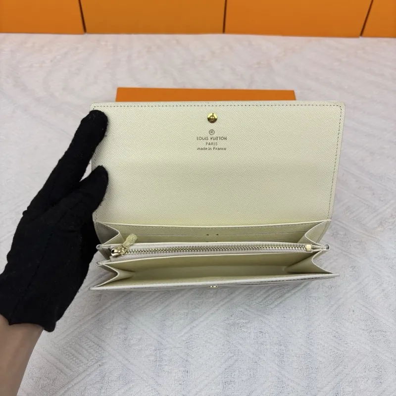 LV Wallets-878 - Image 5