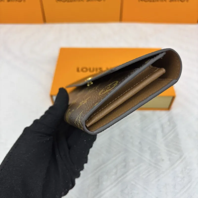 LV Wallets-881 - Image 3