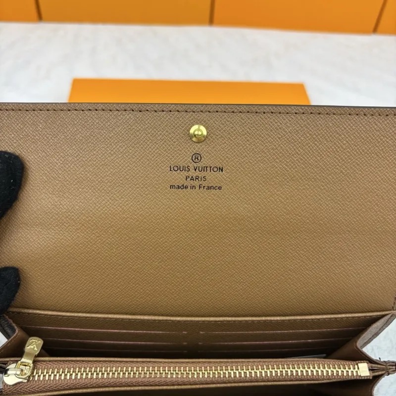 LV Wallets-881 - Image 6
