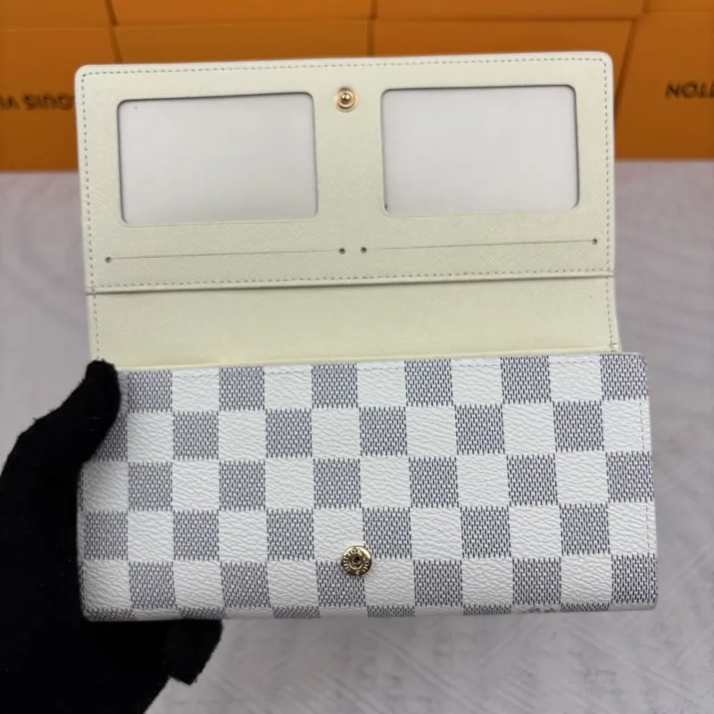 LV Wallets-882 - Image 6
