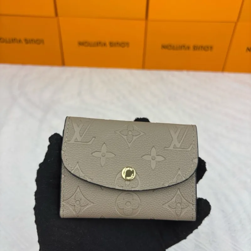 LV Wallets-890