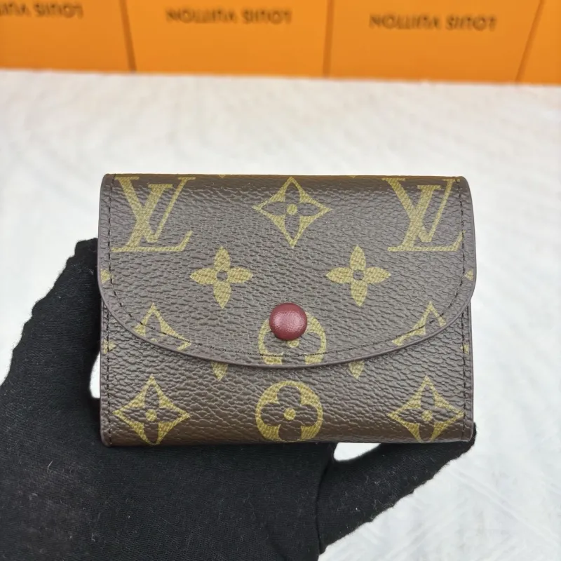 LV Wallets-896
