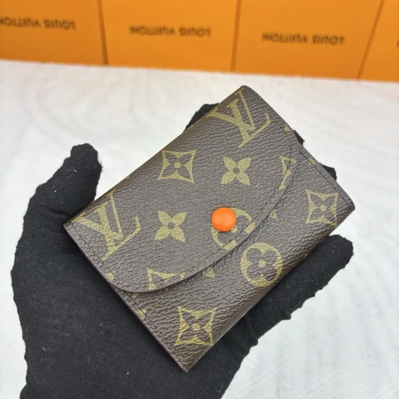LV Wallets-897 - Image 3