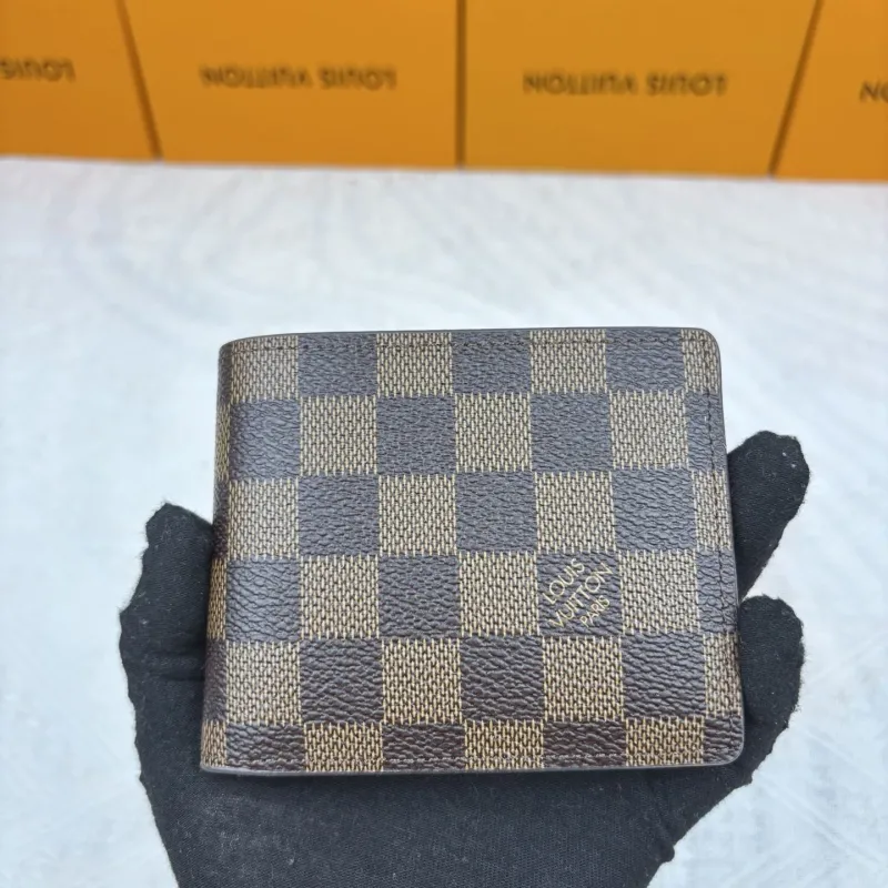 LV Wallets-914