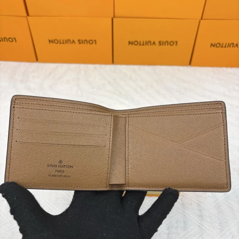 LV Wallets-915 - Image 5