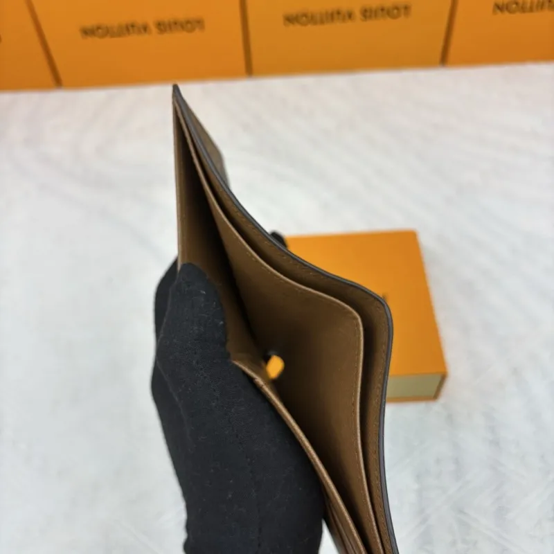 LV Wallets-915 - Image 6