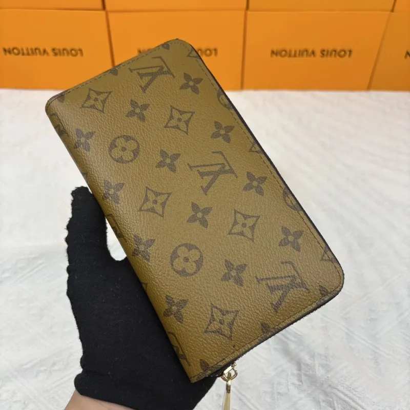 LV Wallets-920 - Image 4