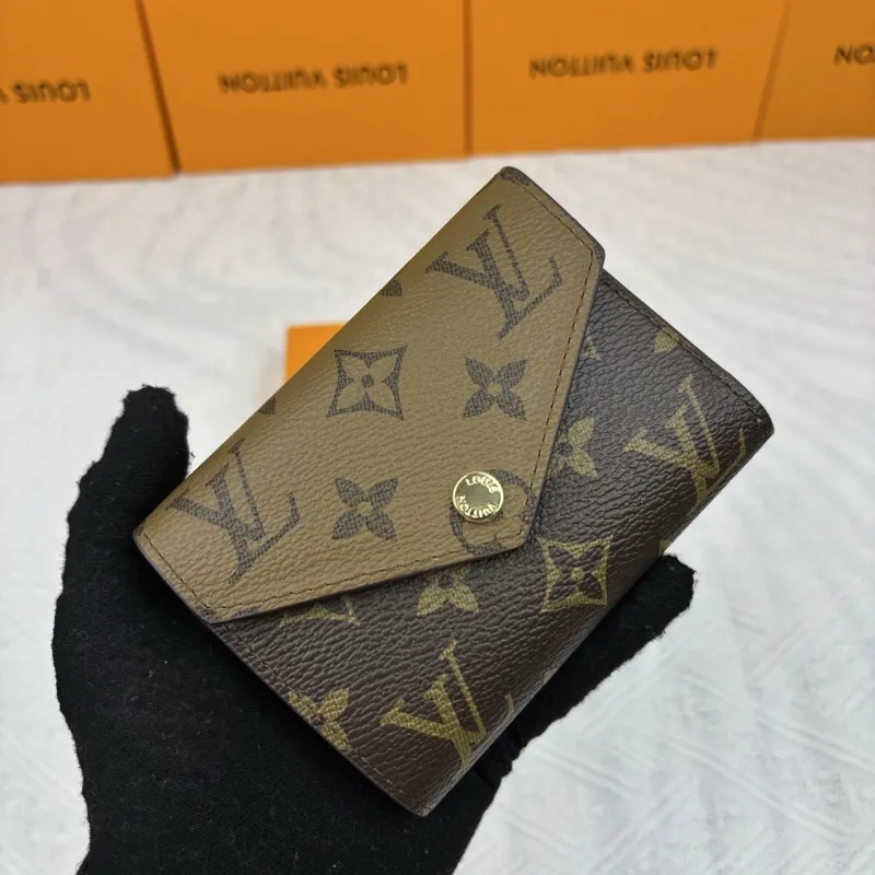 LV Wallets-923 - Image 3