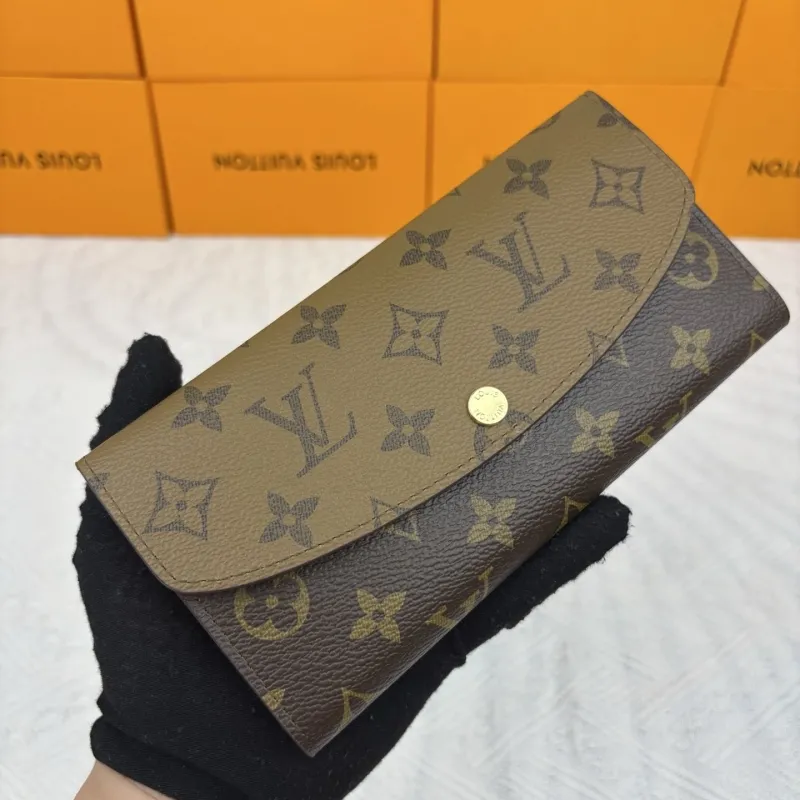 LV Wallets-924 - Image 3