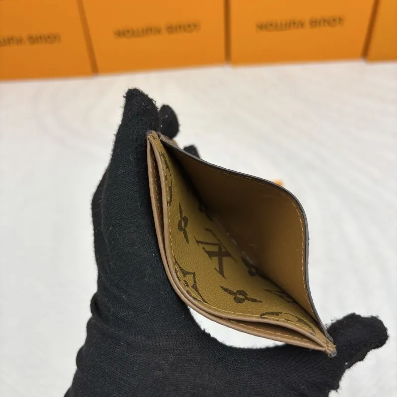 LV Wallets-927 - Image 7