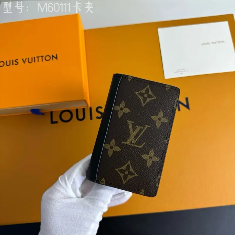 LV Wallets-930 - Image 3