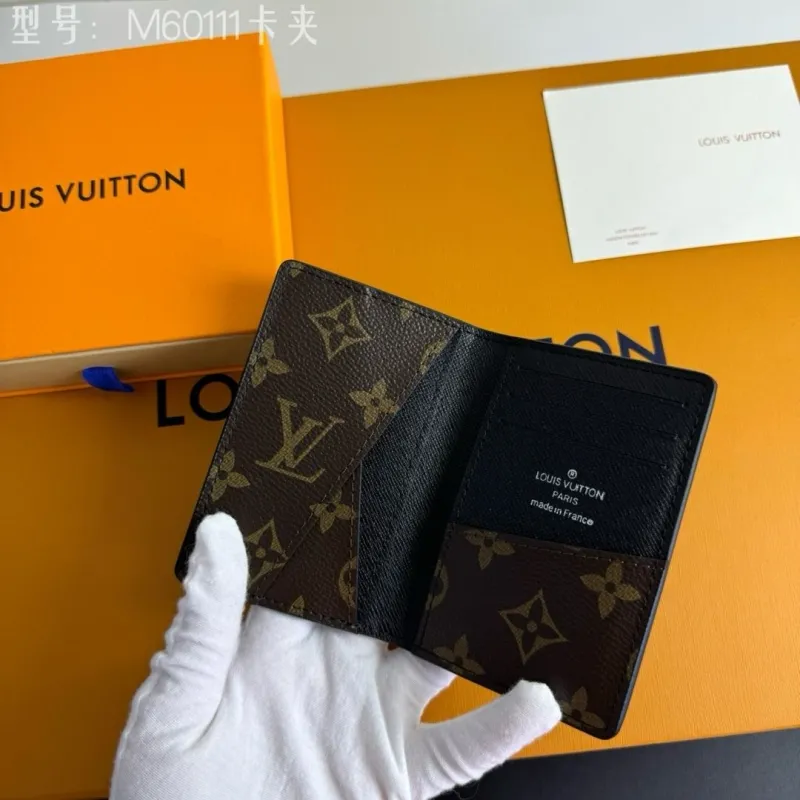 LV Wallets-930 - Image 5