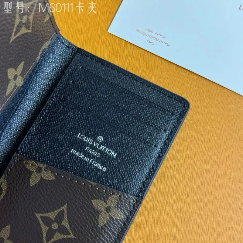 LV Wallets-930 - Image 7
