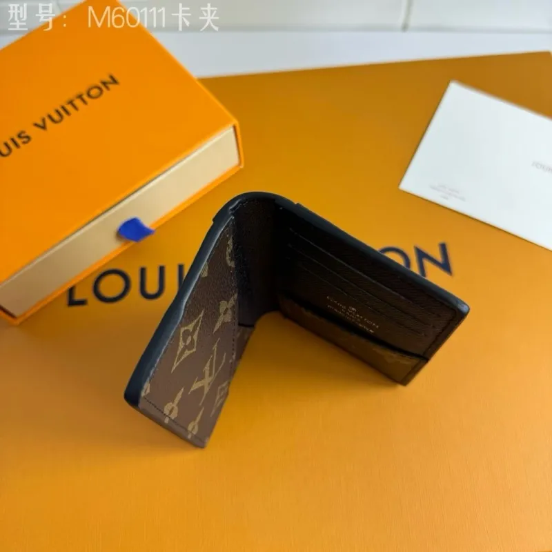 LV Wallets-930 - Image 9