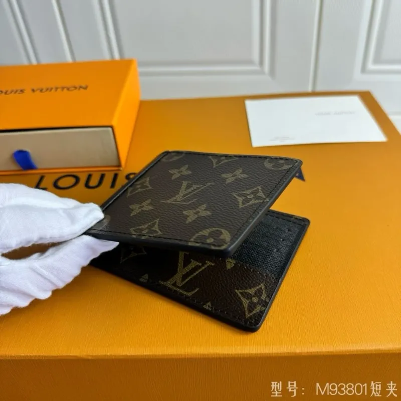 LV Wallets-931 - Image 3