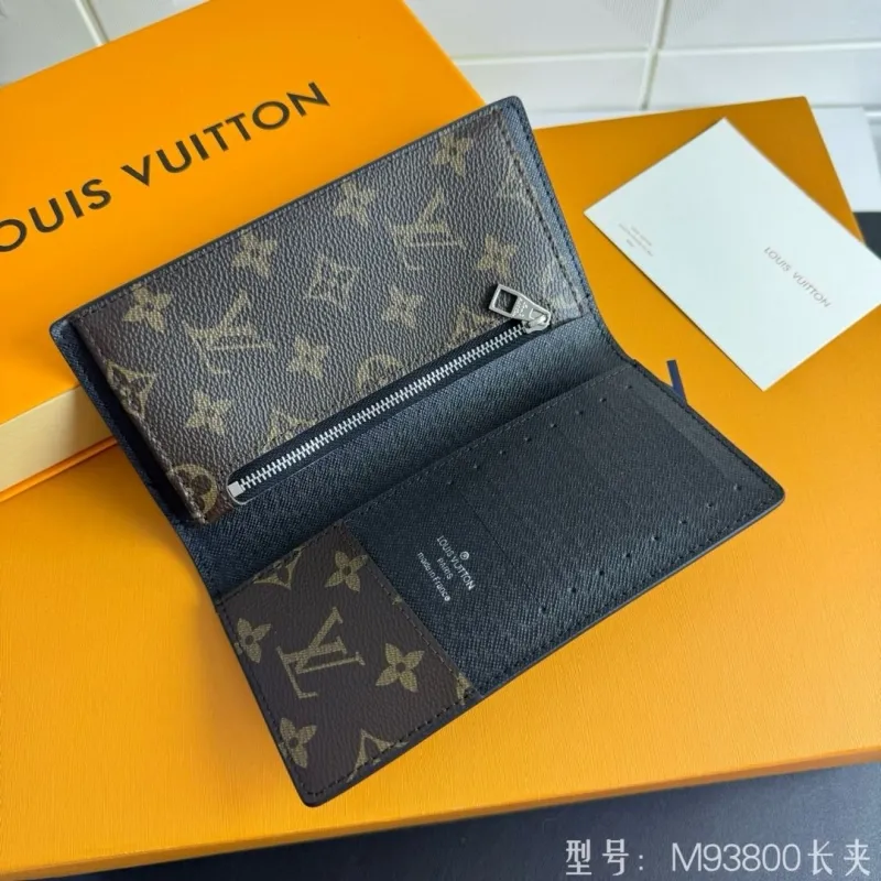 LV Wallets-932 - Image 4