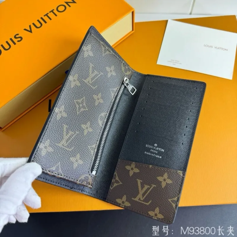 LV Wallets-932 - Image 7