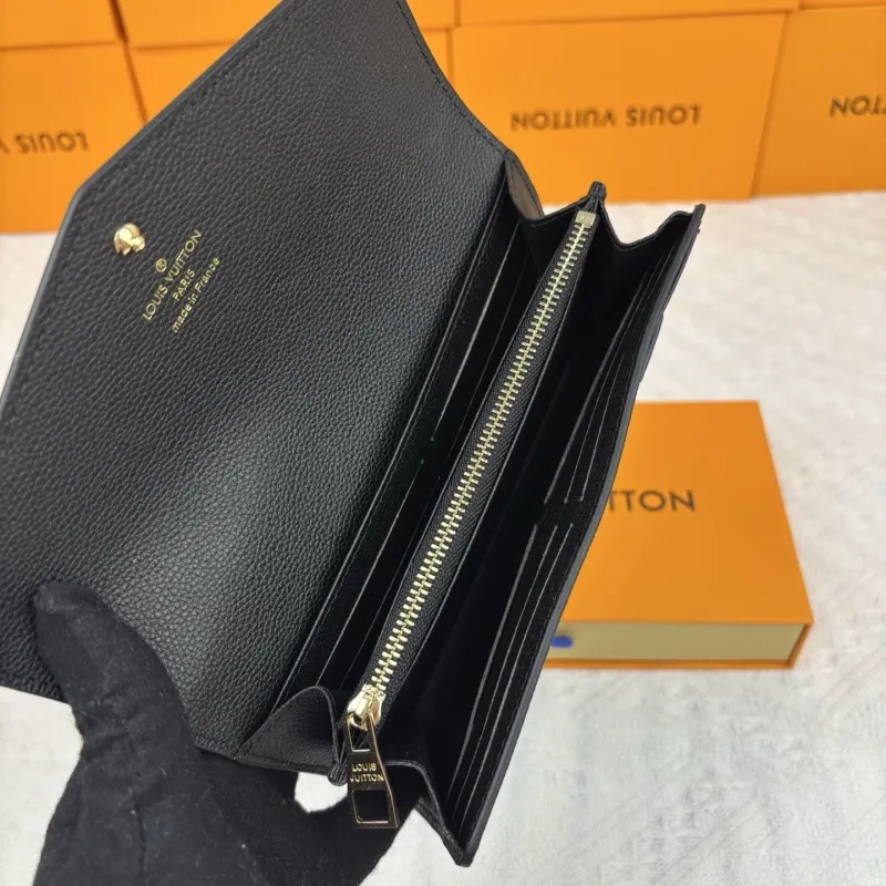 LV Wallets-934 - Image 7