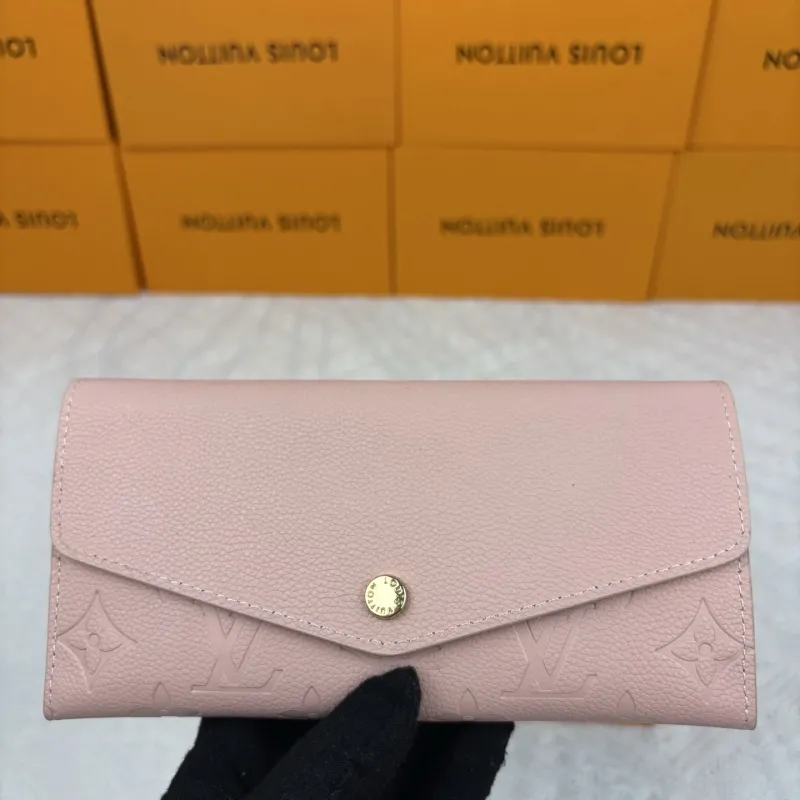 LV Wallets-935