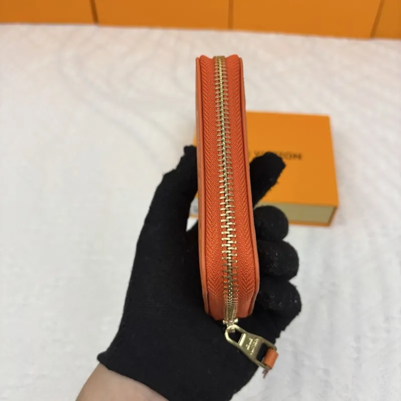 LV Wallets-942 - Image 5