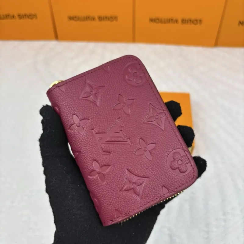 LV Wallets-946 - Image 3