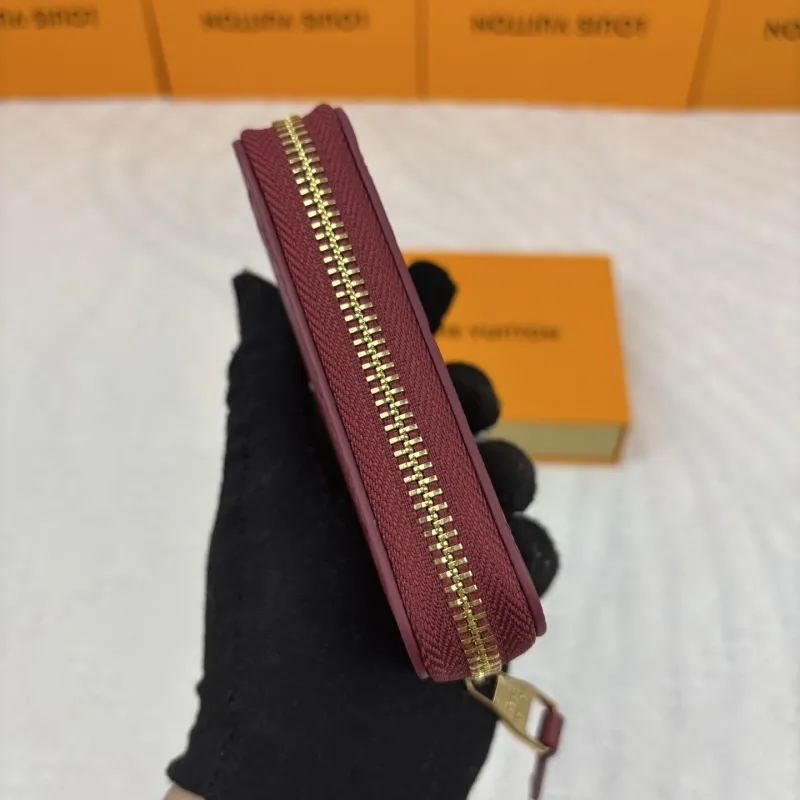 LV Wallets-946 - Image 5