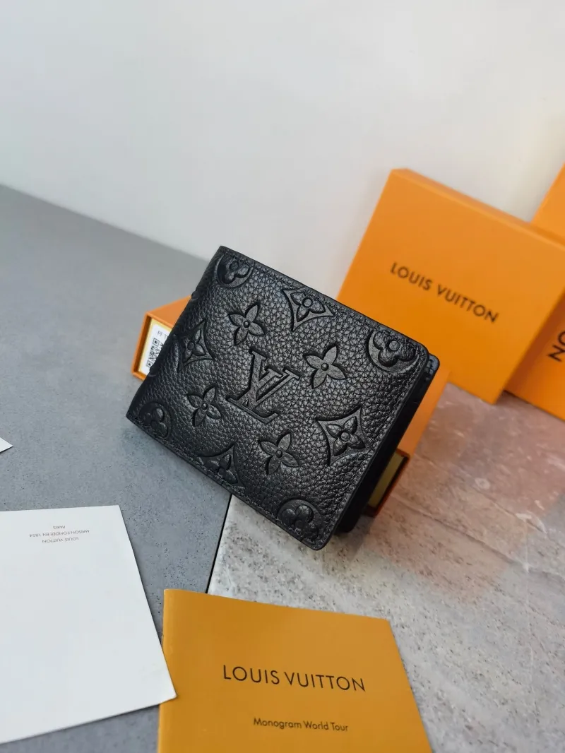 LV Wallets-952 - Image 4